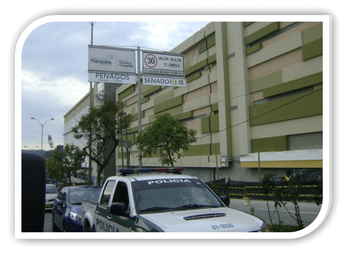 CENTRO COMERCIAL MALL PLAZA - Imagen 1